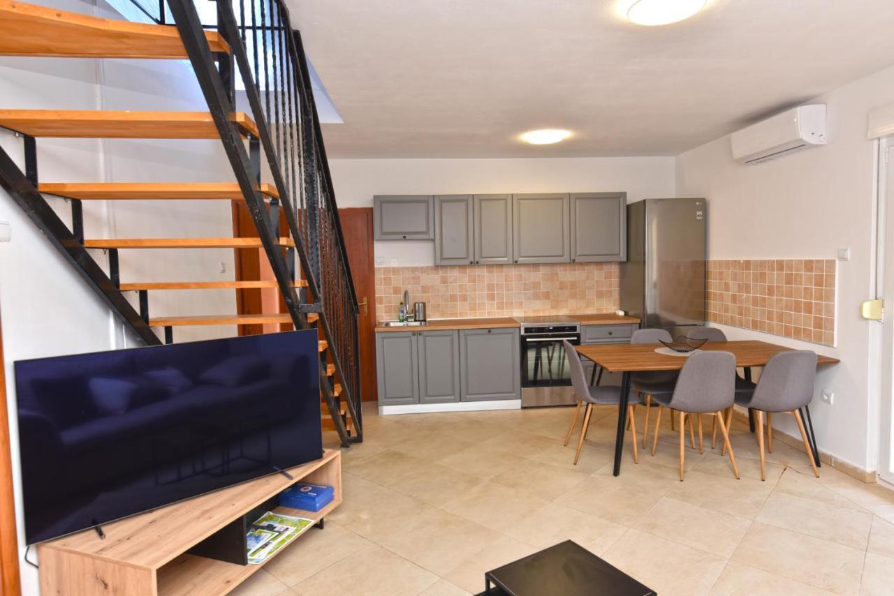 Apartmán Apartmensts Arsen 928 Pula Exteriér fotografie